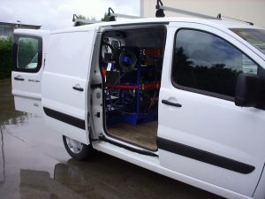 SKID mobil műhely tűzoltókészülékek karbantartásához SKID mobil műhely tűzoltókészülékek karbantartásához