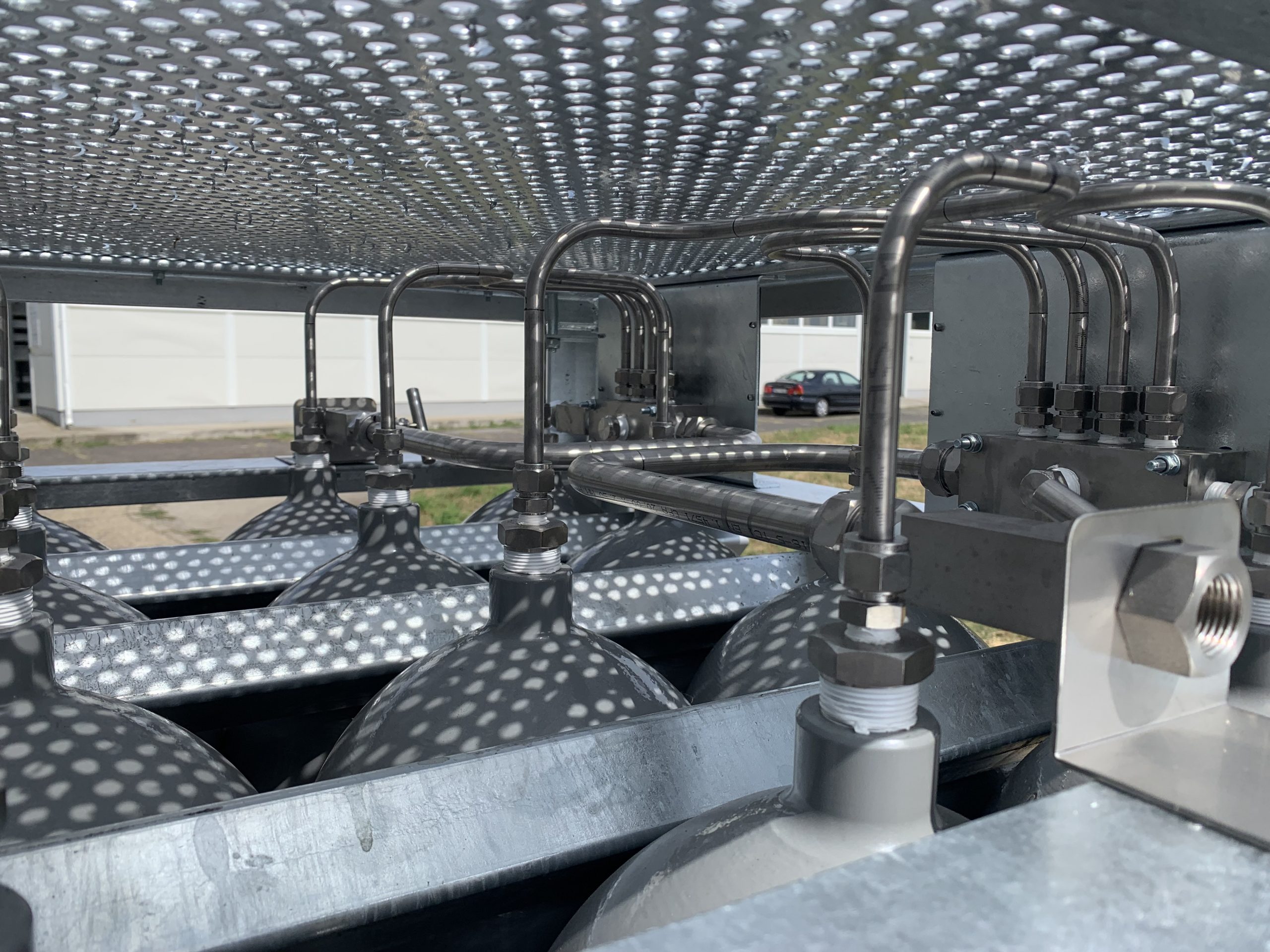 Bundle 16x special manifold for 4 section