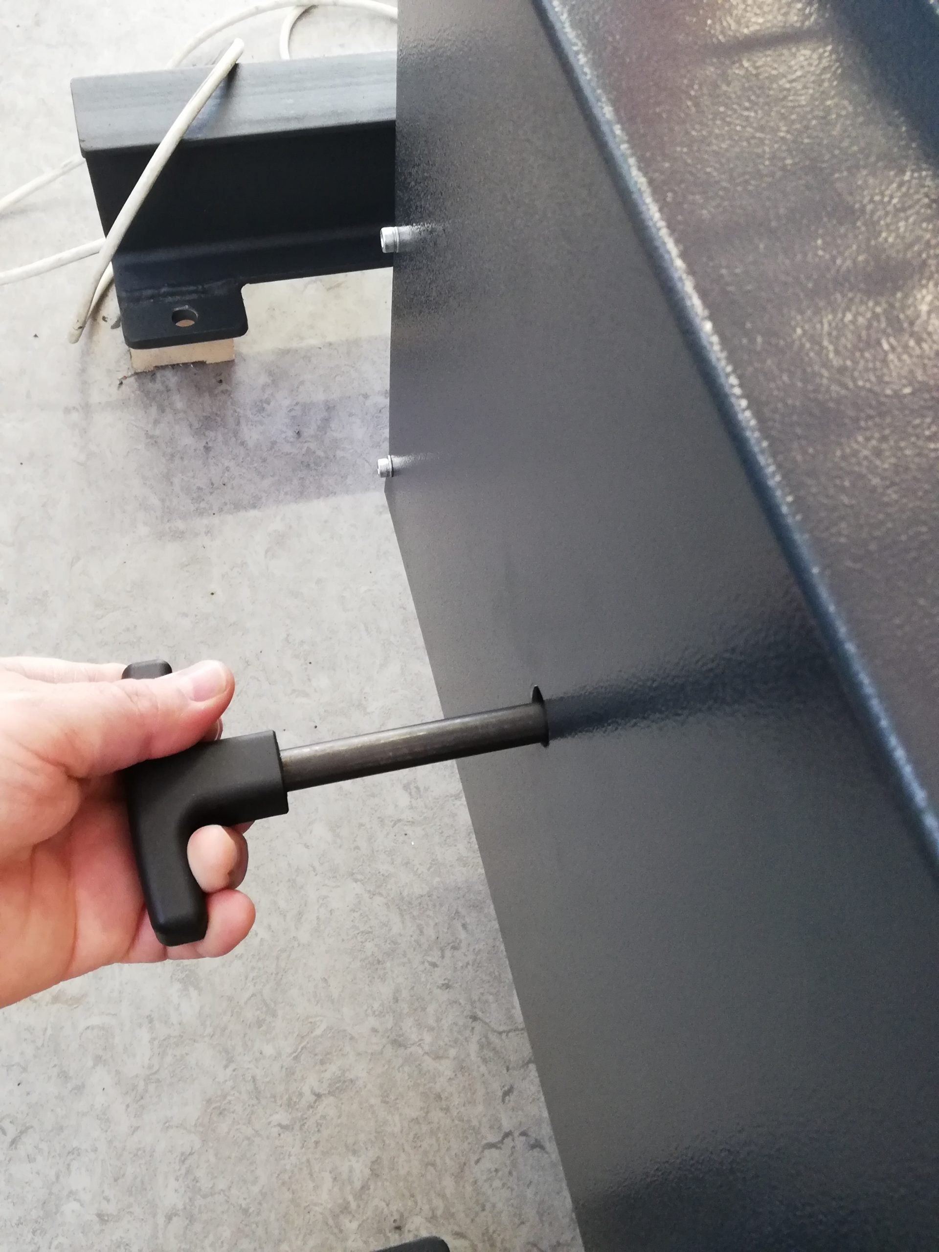 Gázpalack selejtező gép kar