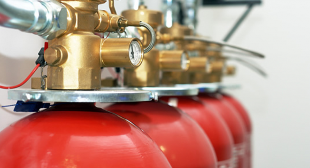 FM200 oltórendszer, gázpalackok automatikus nyitószeleppel