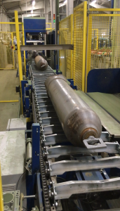 Gázpalack továbbító sor több gázpalack a soron