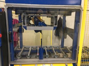 Gázpalack integrált beütő állomás