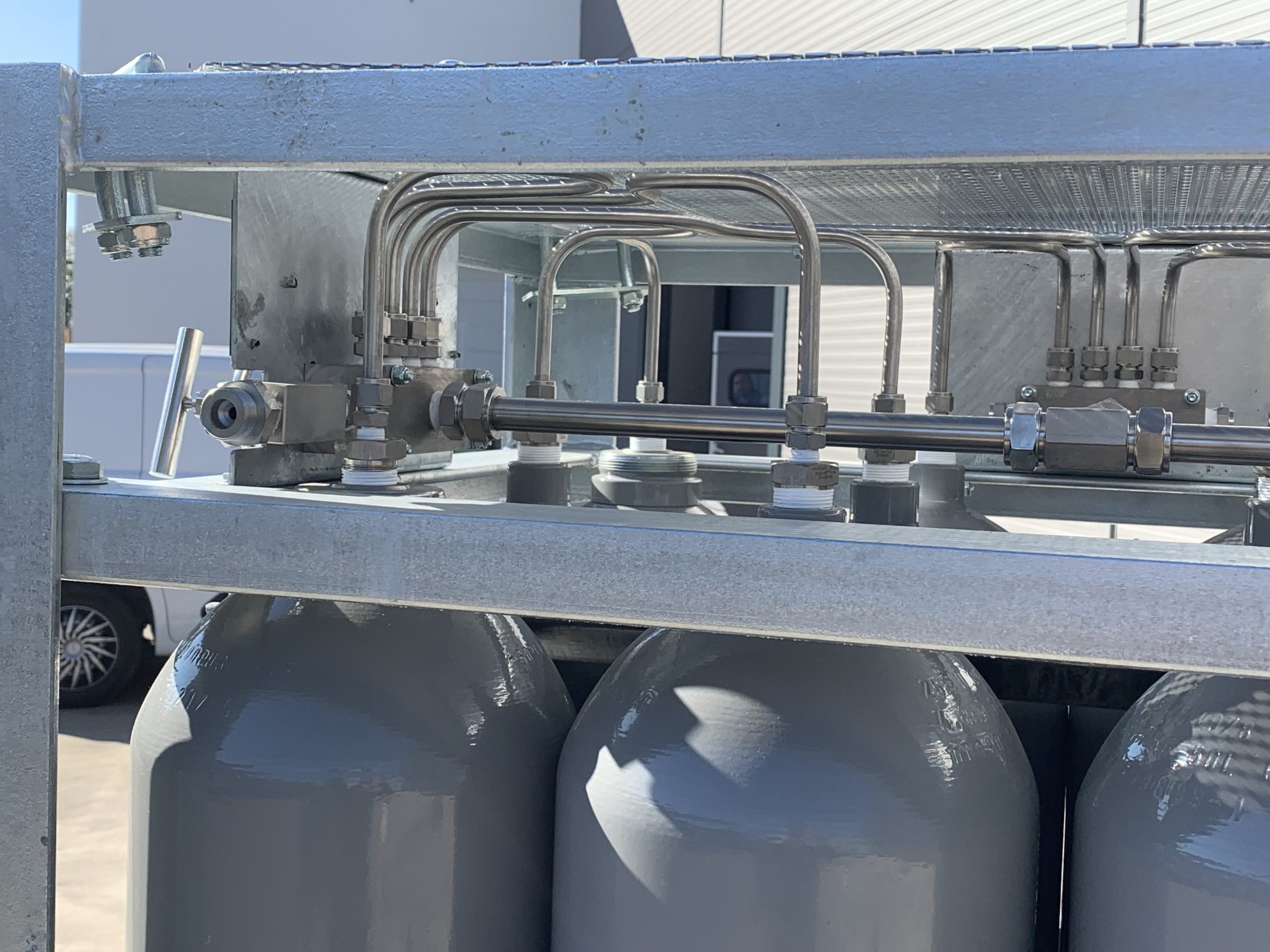 Manifold on a 12x gascylinder bundle